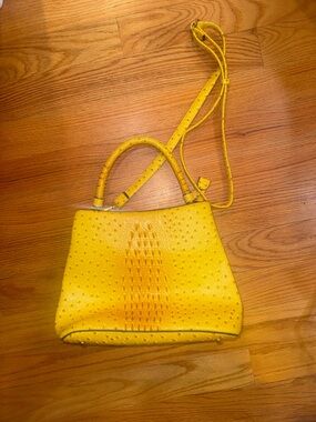 Yellow Ostrich-Texture Top-Handle Crossbody Bag